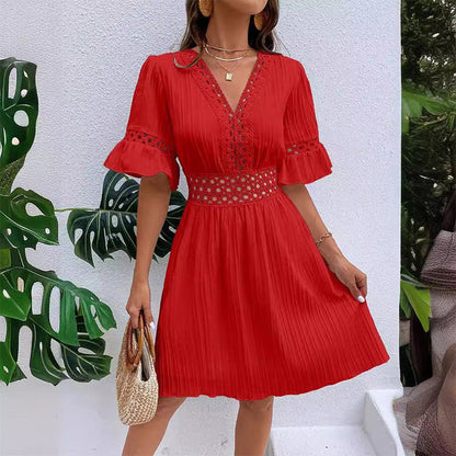 Clara | Comfortable Summer Dress with Lace Details